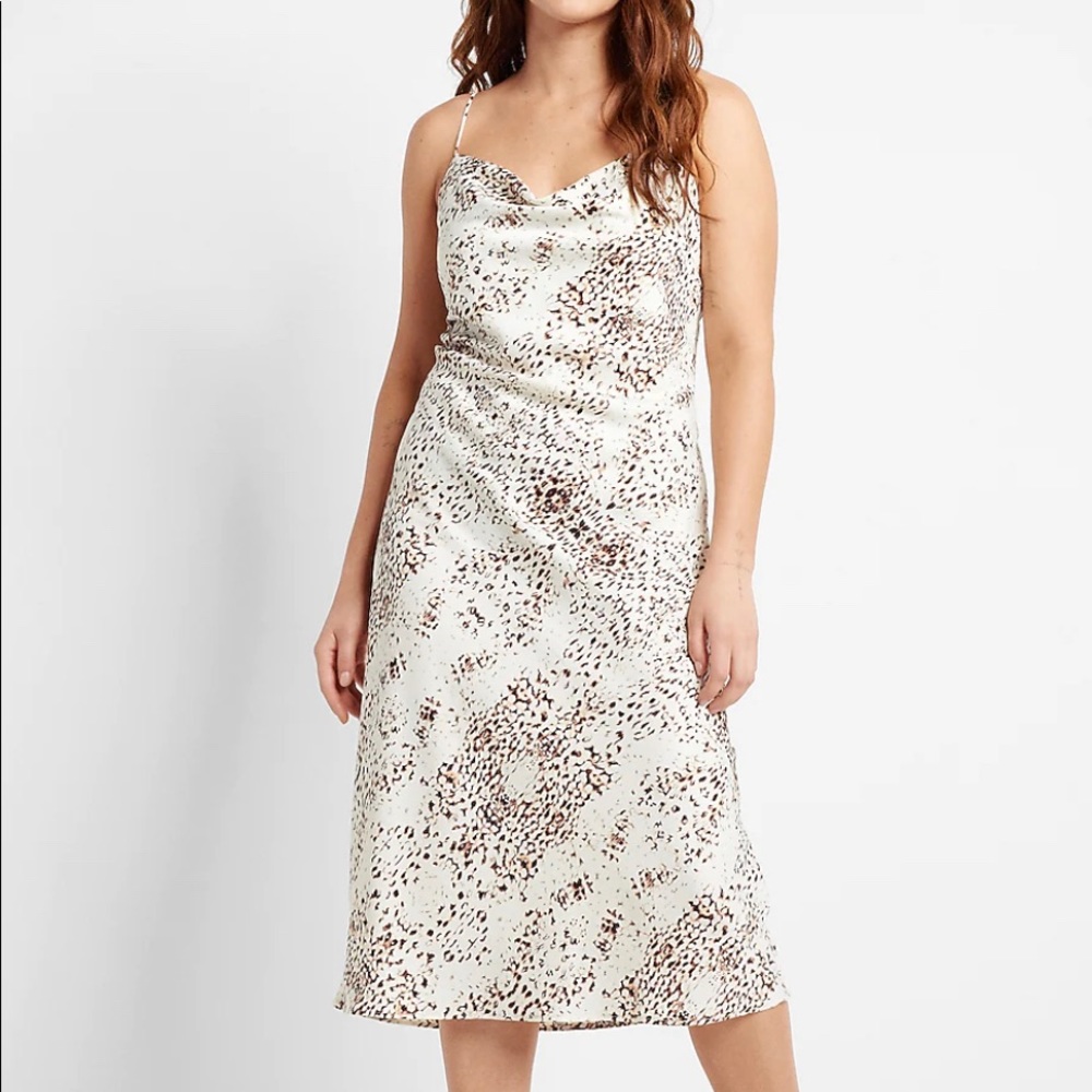 Express animal printer dress